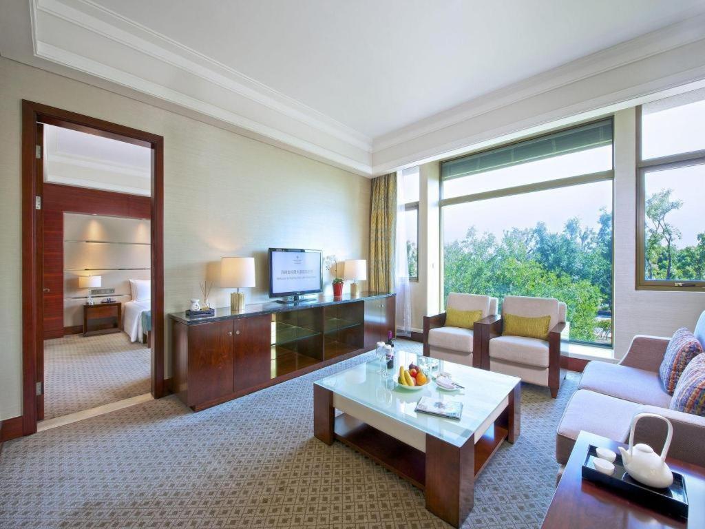 Suzhou Jinji Lake Grand Hotel Екстер'єр фото